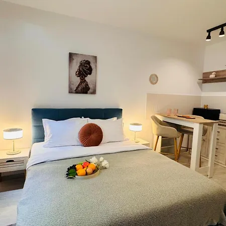 Deluxe - Perfect For Short Or Long Apartment