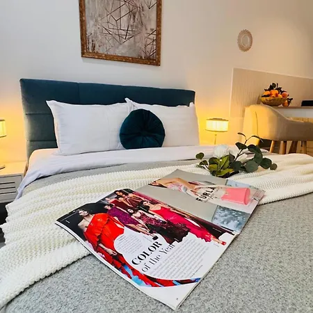 Deluxe - Perfect For Short Or Long *