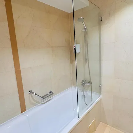 Deluxe - Perfect For Short Or Long *