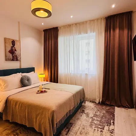 Deluxe - Perfect For Short Or Long * Bukarest
