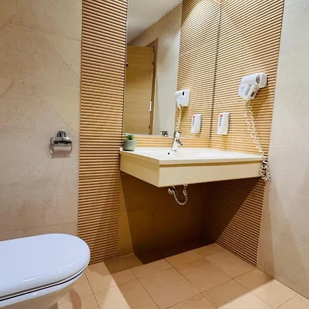 Apartment Deluxe - Perfect For Short Or Long