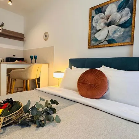 Deluxe - Perfect For Short Or Long *