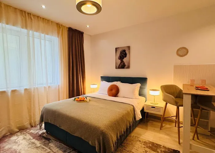 Deluxe - Perfect For Short Or Long * Bukarest