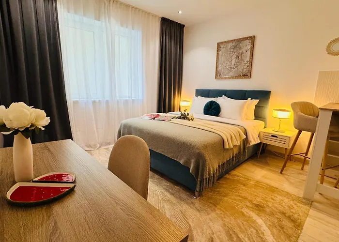 Deluxe - Perfect For Short Or Long