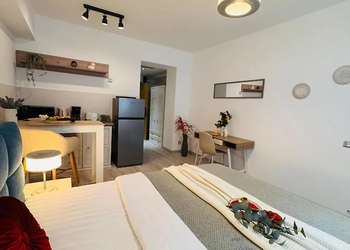 Apartman Deluxe - Perfect For Short Or Long Bukarest