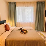 Deluxe - Perfect For Short Or Long Apartman